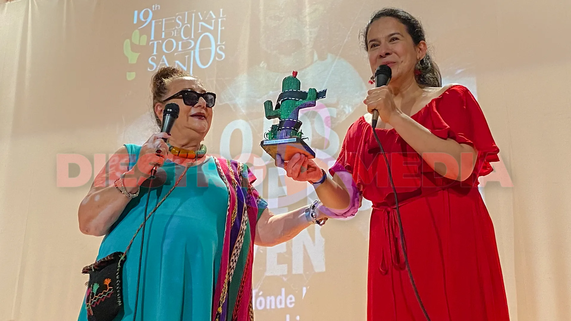 Rinden homenaje a la excelencia cinematográfica en el 19 Festival de Cine Todos Santos