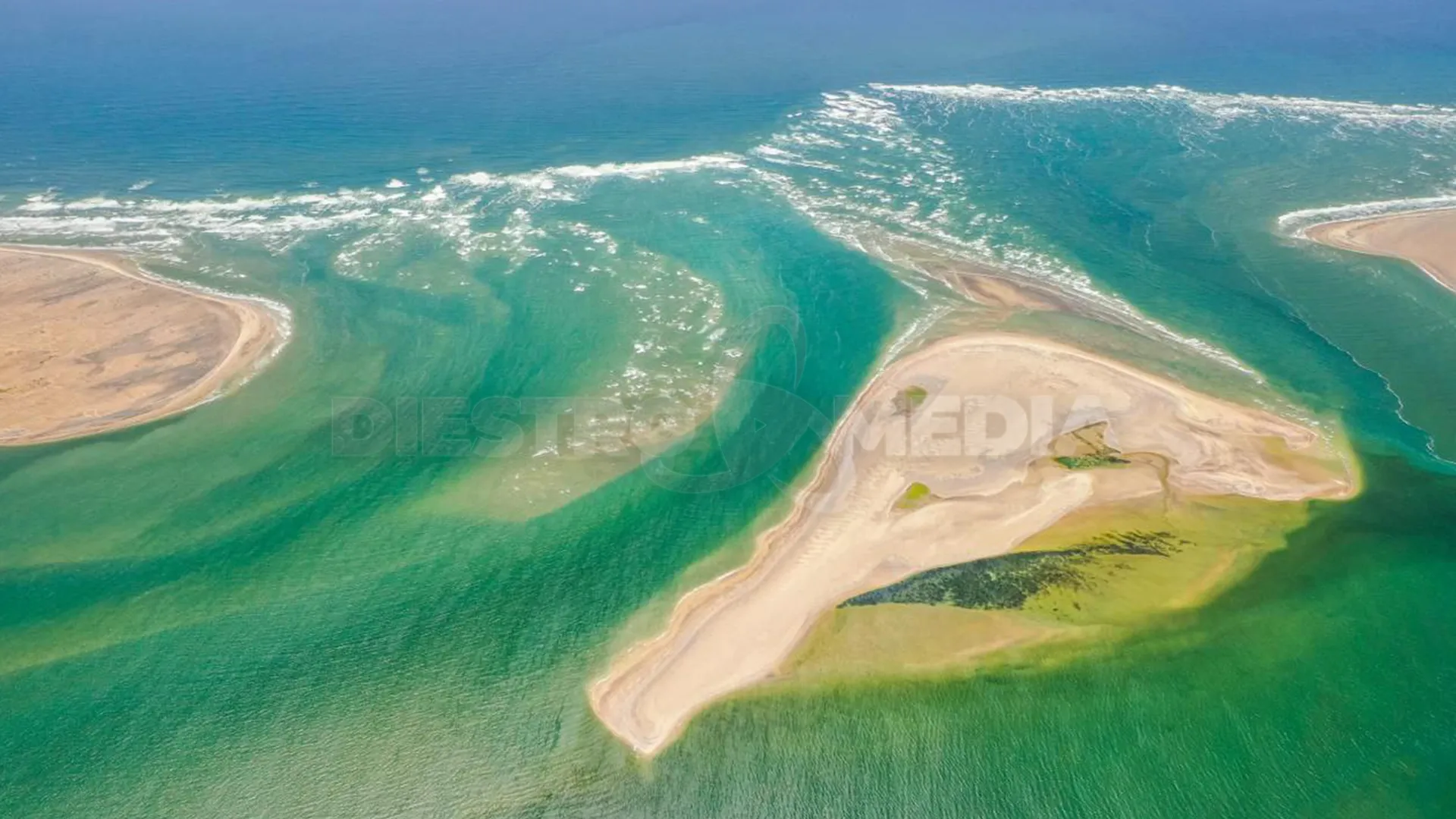 Pescadores piden a Gobierno de BCS que se haga un dragado de la arena en el mar