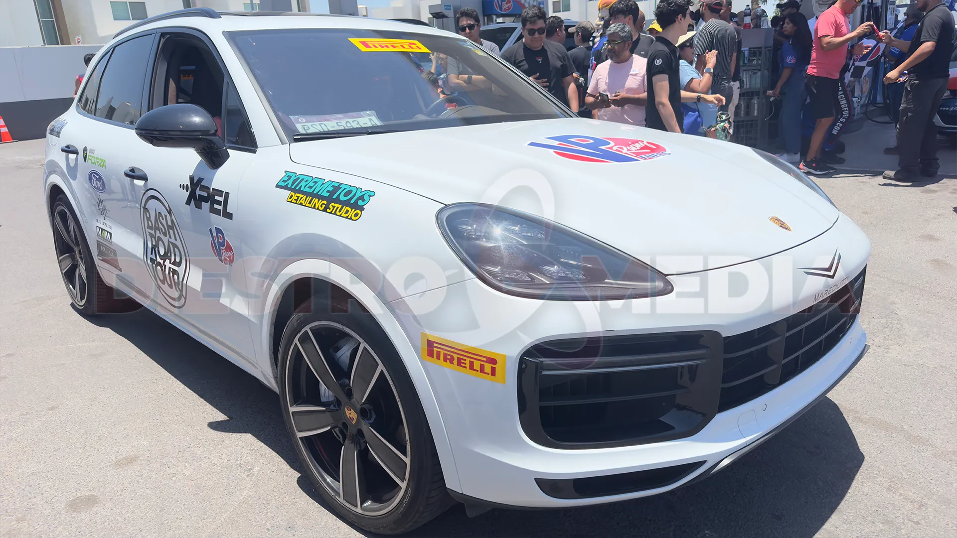 Lamborghini Urus en check point VP Racing