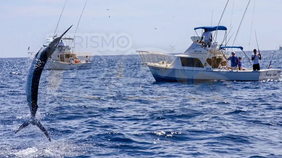 El torneo de pesca deportiva más grande de La Paz llega a su cuarta edición el 11 y 12 de julio con un millón 300 mil pesos en bolsa asegurada y jackpots que apuntan a los cinco millones / Foto: Cortesía / FONMAR BCS