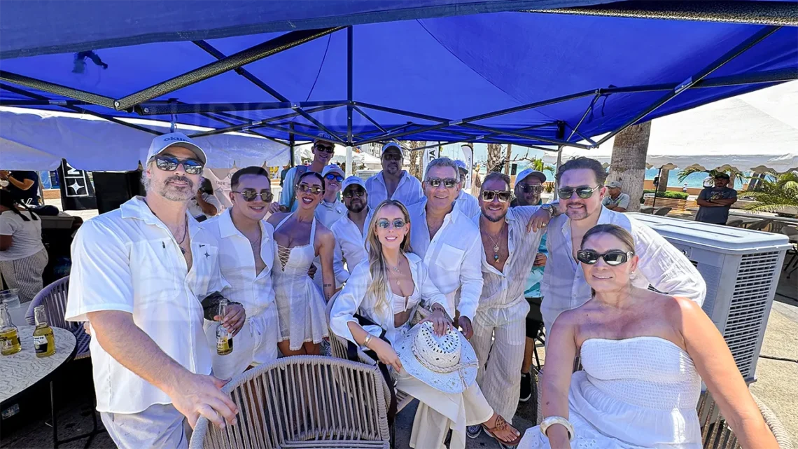 Salvador Zerboni, actor de La Reina del Sur y La Casa de los Famosos, en su tercer año consecutivo en el Torneo Maja El Grande y el Gran Ceviche con Causa 2026 en el malecón de La Paz / Foto: Pablo Diestro / TurismoBCS.news